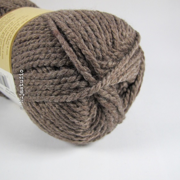 4 Skeins Patons Shetland Chunky Yarn Deep Taupe - Picture 2 of 3
